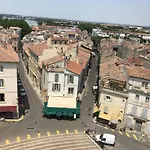 Loft Apartment , La Terrasse Centre Ville d\'Arles,